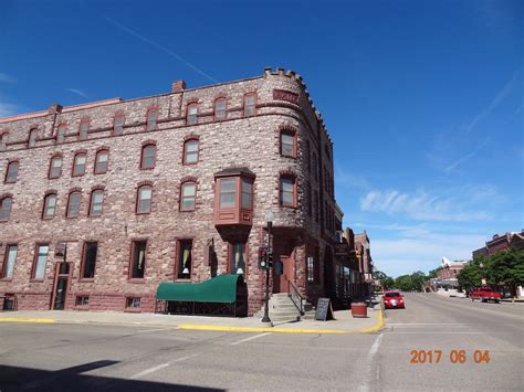 historic calumet inn.